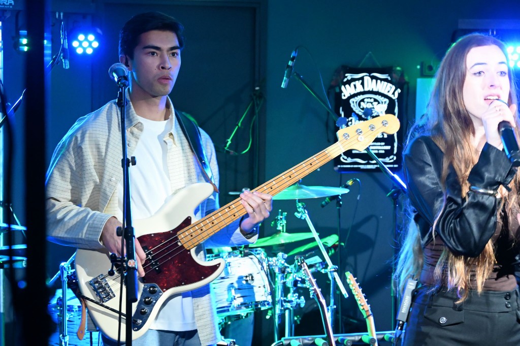 ../Images/10 jaar Ro's Barbershop 011.jpg